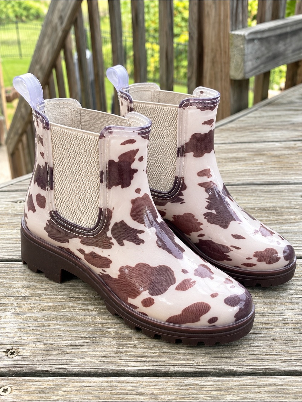 London Fog Koa Cow Print Chelsea Rain Boots Brown Cream Women’s 8